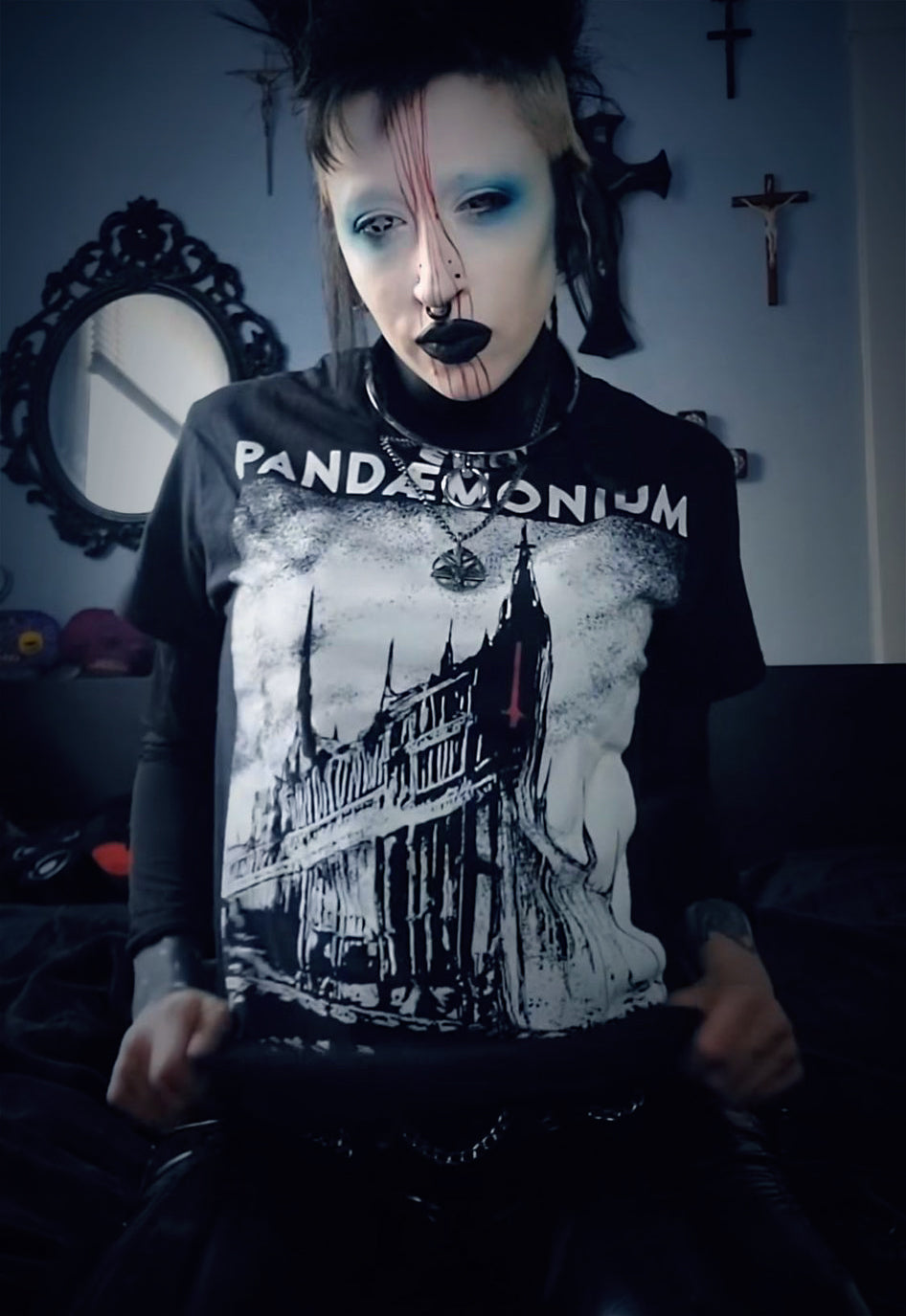 Pandemonium / Pandæmonium (Paradise Lost), home is where the heart is (Hell) - T-shirt