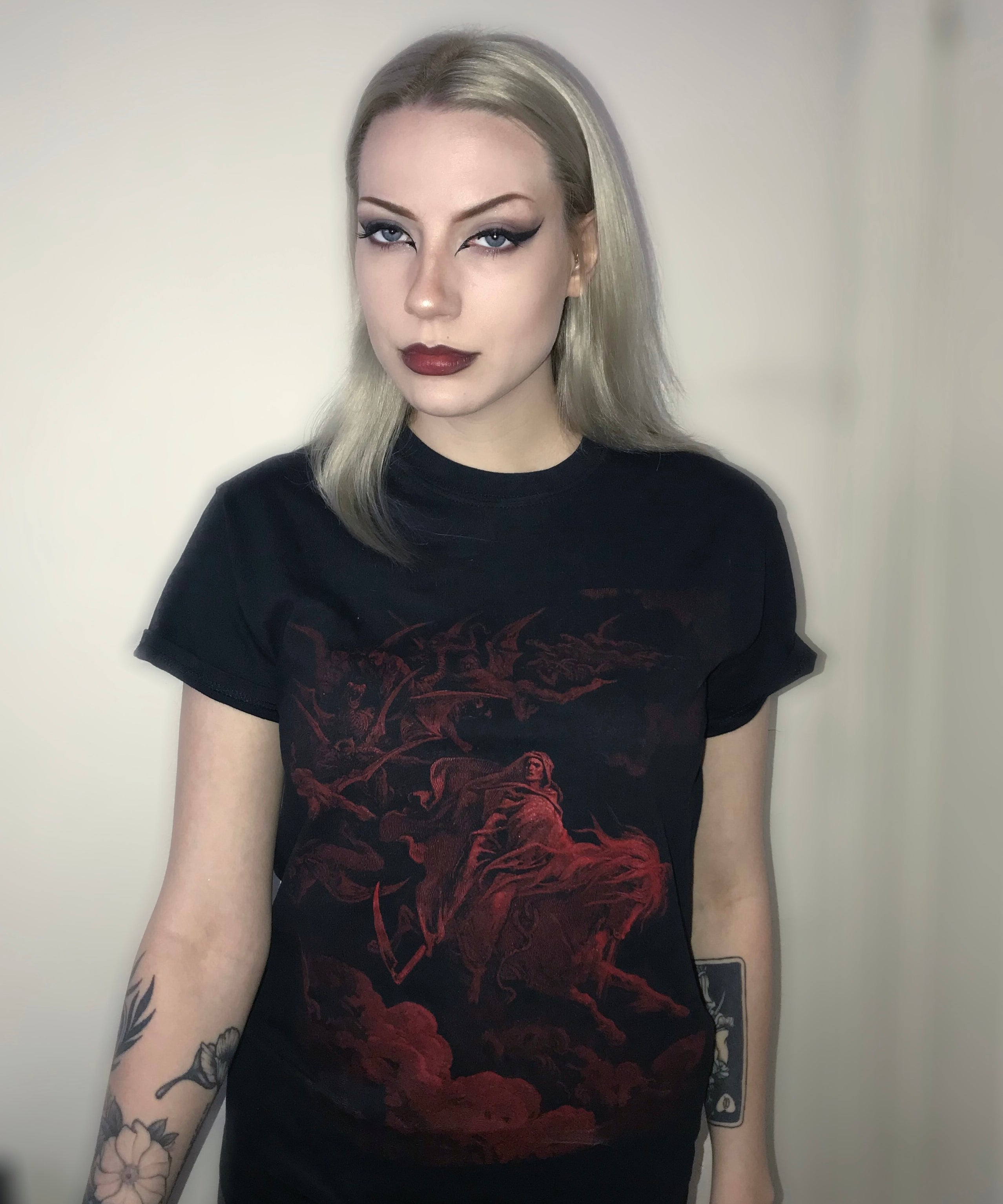 DEATH red edition, Gustave Dore illustration - T-shirt – TORVENIUS