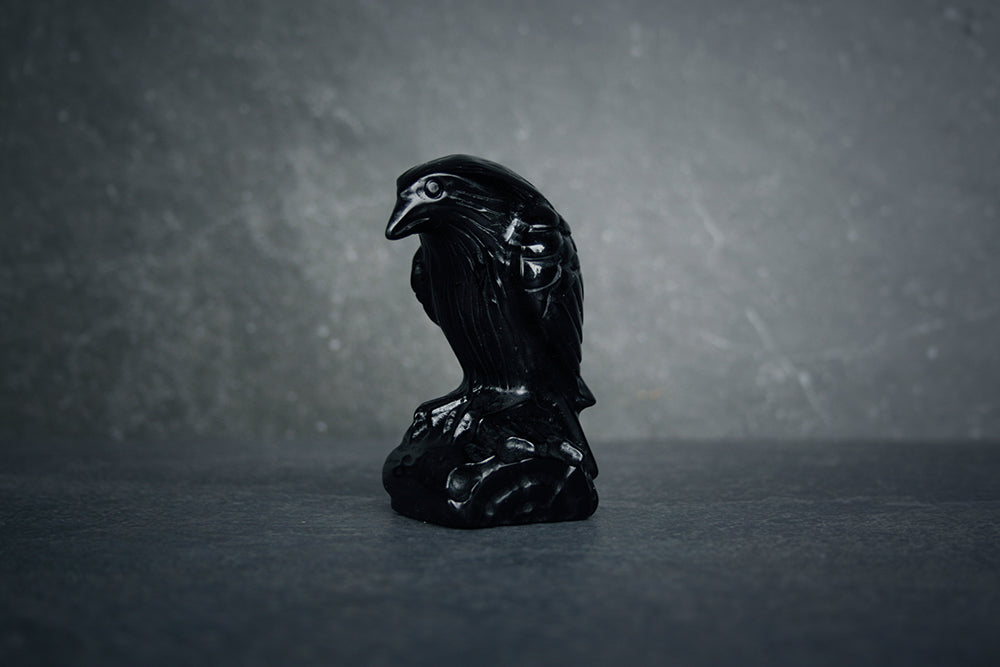Raven, carved black obsidian - RITUAL ITEM