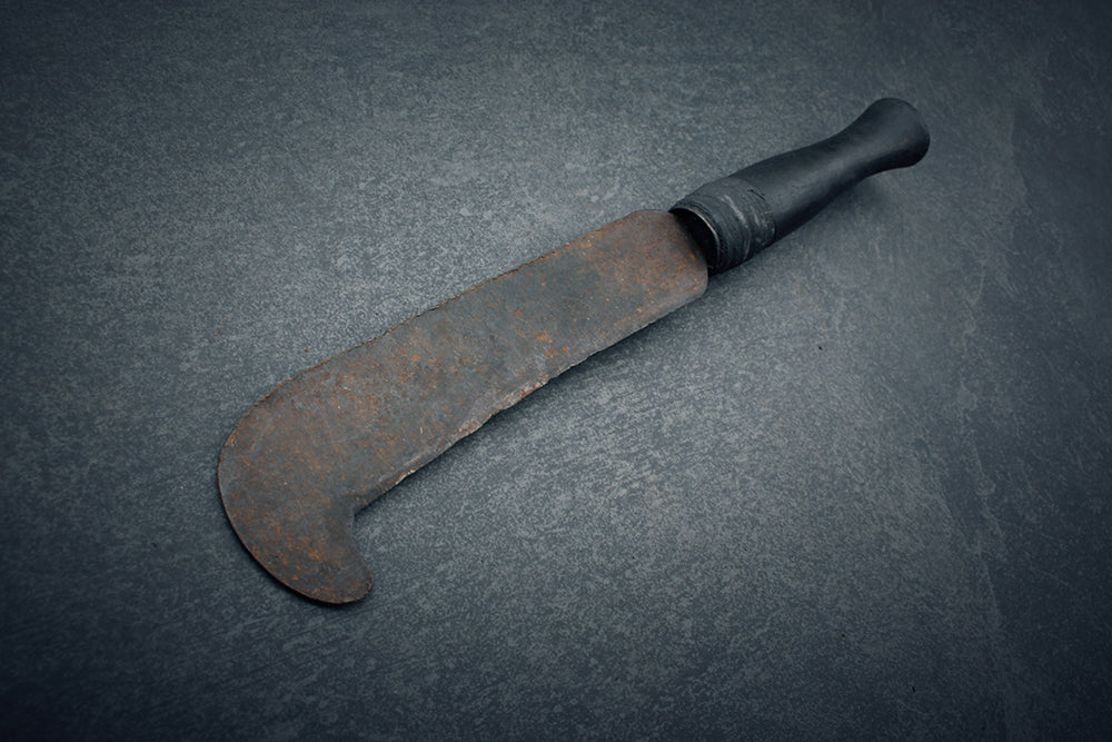 Vintage / antique pruning knives / sickle 27 - RITUAL ITEM