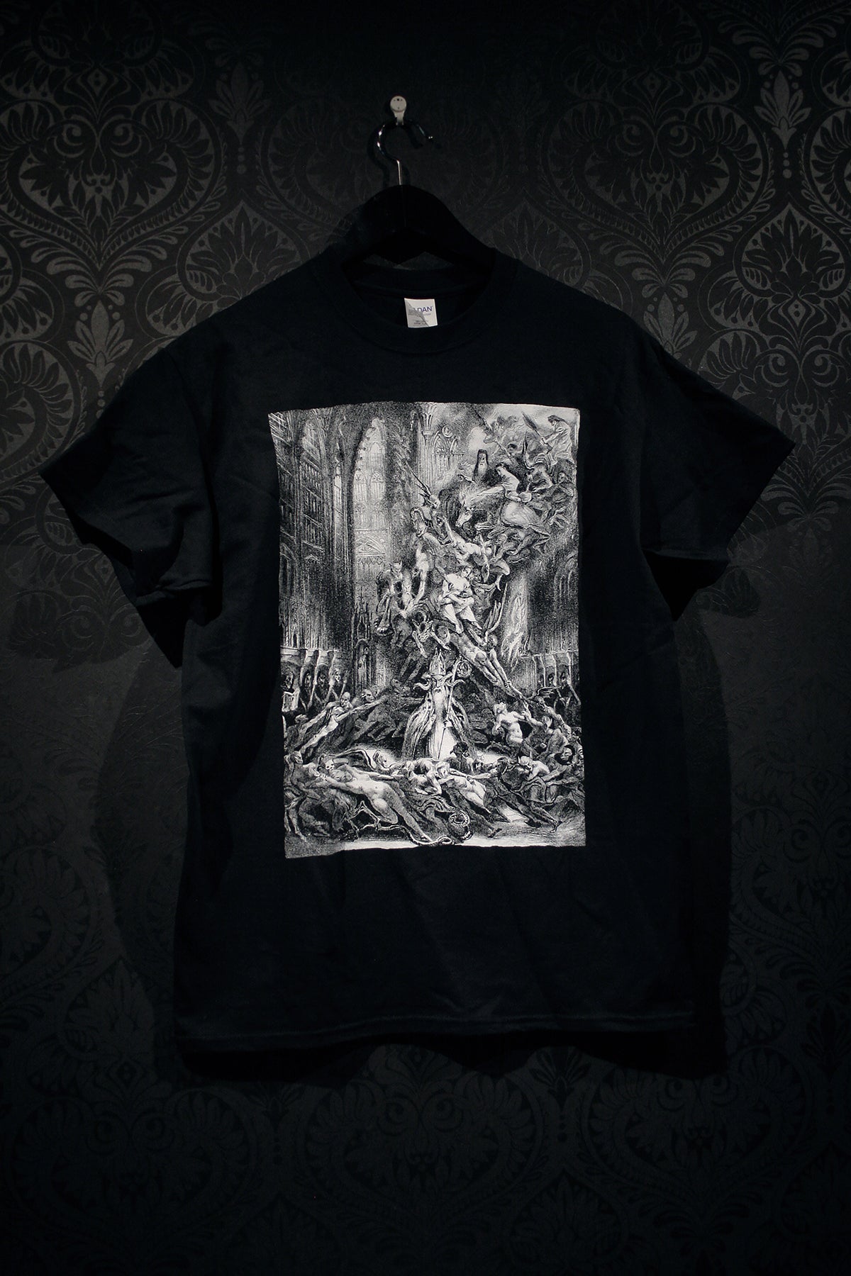 Pope hell cathedral sabbath - T-shirt