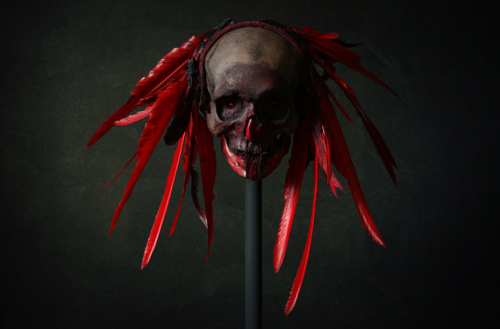 Skull mixed media sculpture "Red Chief Ruby lord" - SCULPTURE