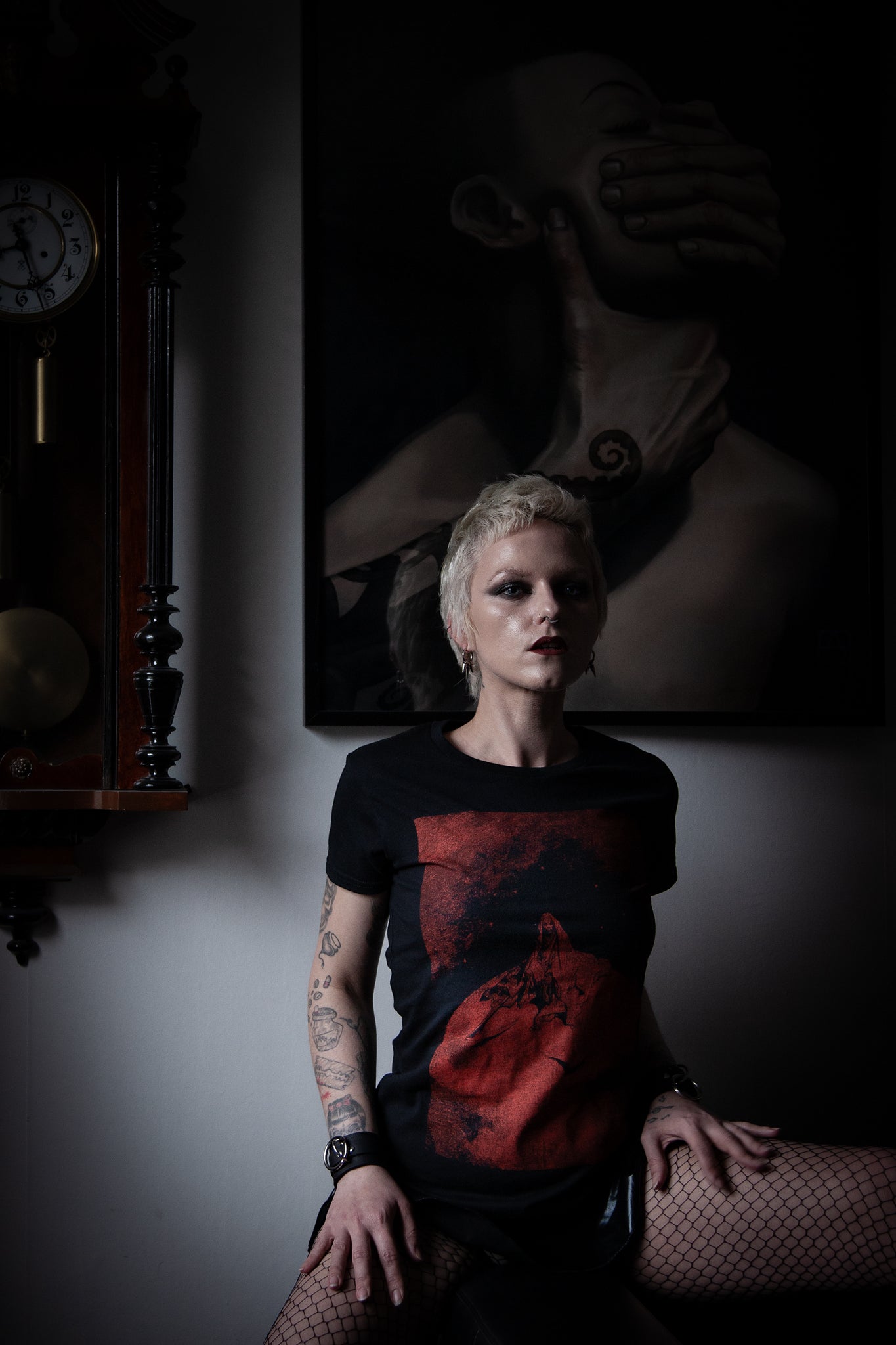 Death and the Raven, RED version, Gustave Doré, Gustave Dore illustration - T-shirt female fitted