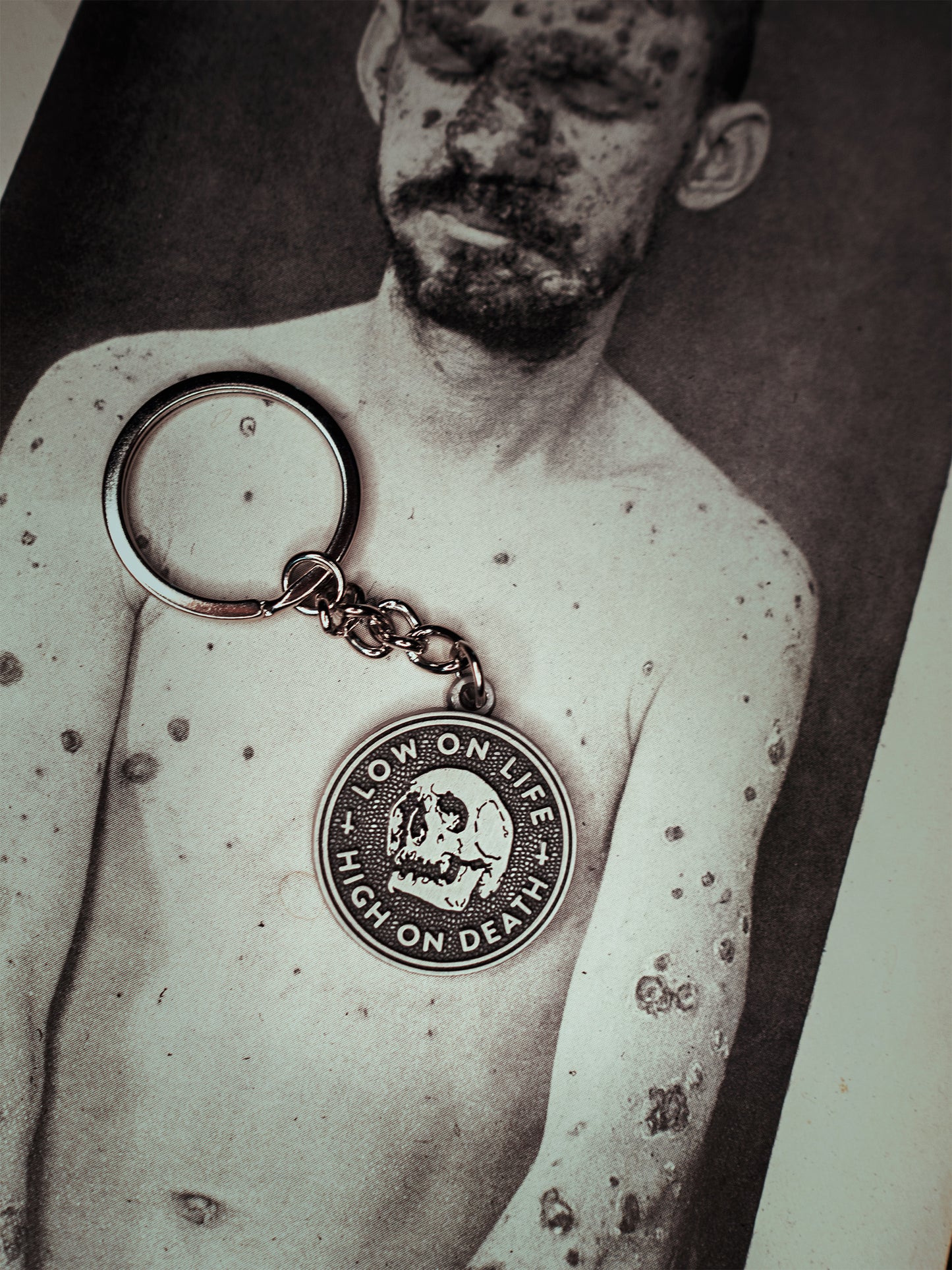 Low on life, high on death - KEYCHAIN
