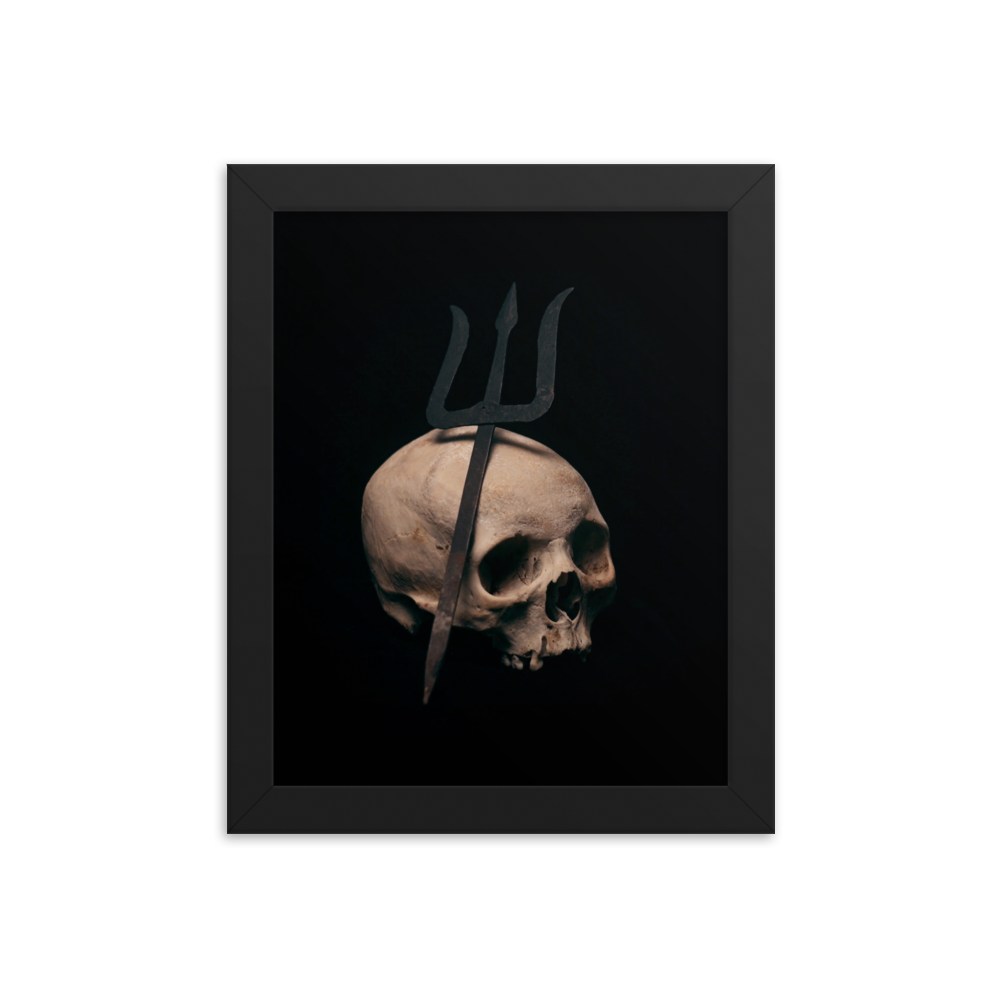 Trident leaning on skull, real human skull photography - Framed poster