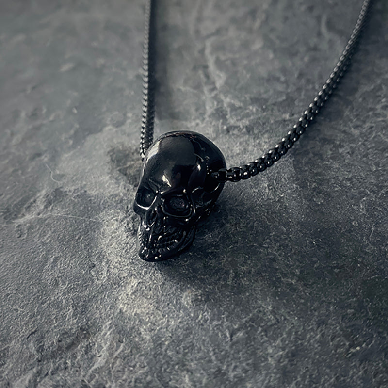 Skull, shiny black stainless steel - NECKLACE