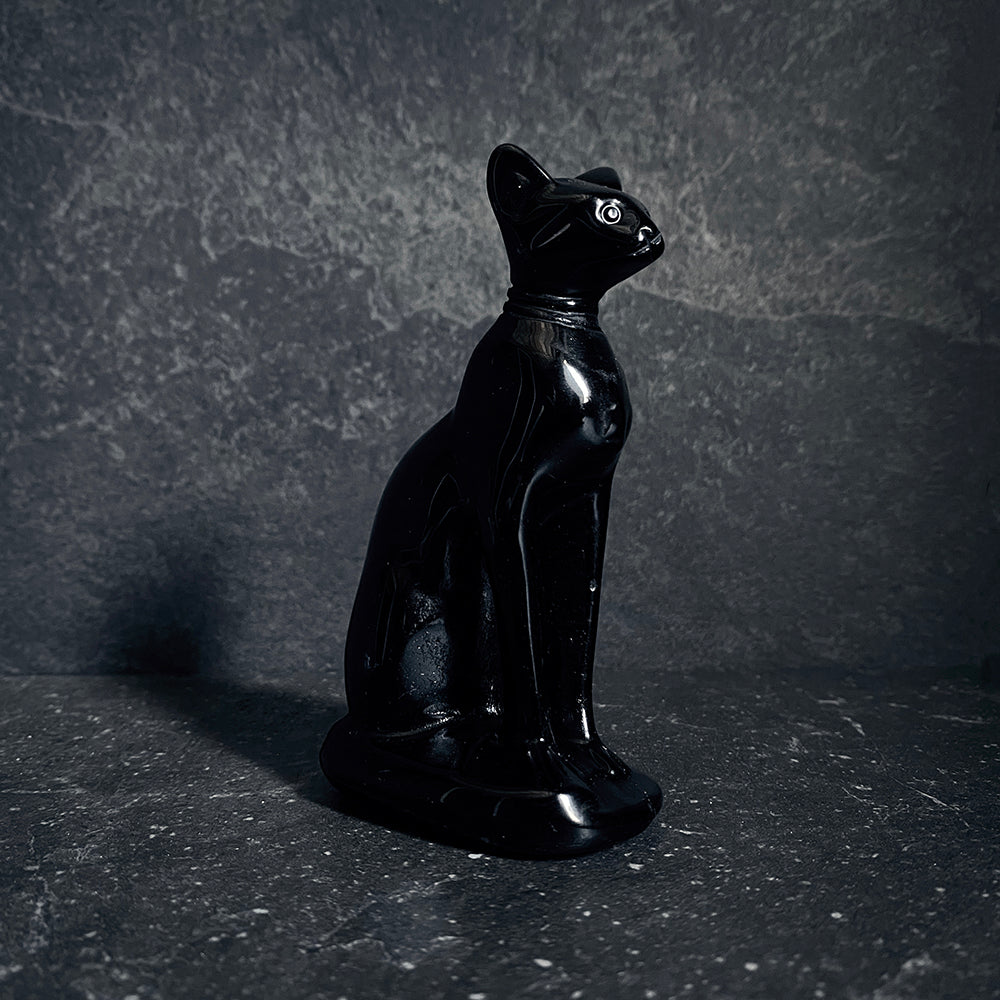 Bastet with necklace, carved black obsidian - RITUAL ITEM