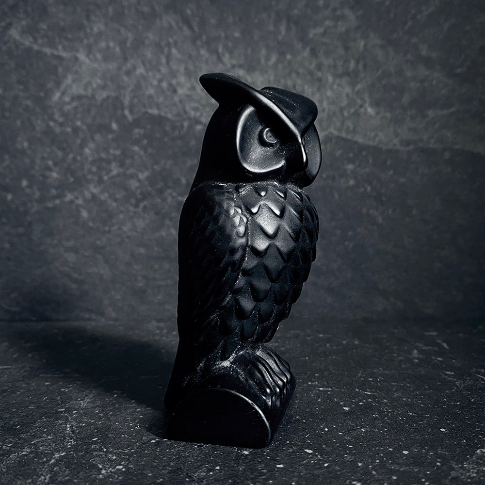 Owl, carved black obsidian - RITUAL ITEM