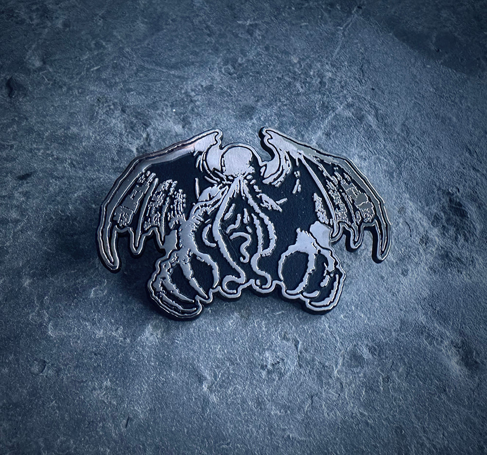 Great Cthulhu with spread wings and horror claws - PIN