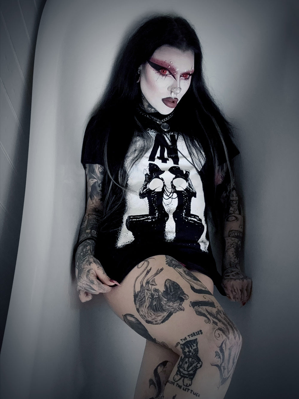 Abu Nein "Nuns", official merchandise - T-shirt