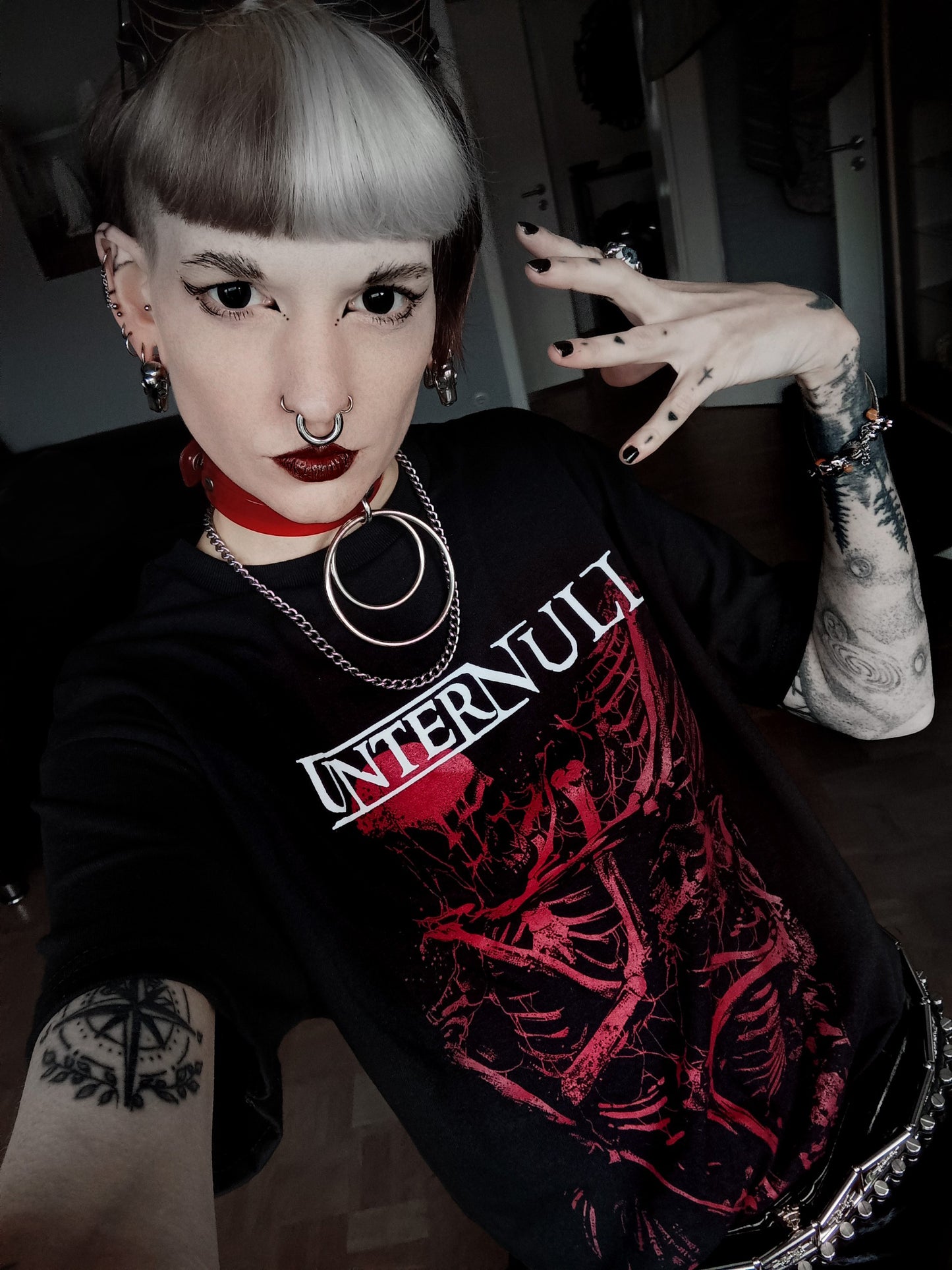 Unter Null "Skeletons", official merchandise - T-shirt