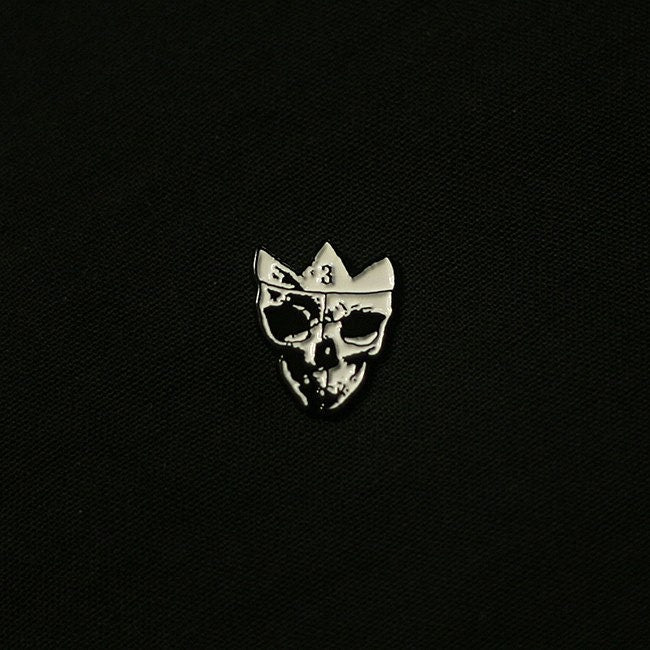 Crowned skull - PIN