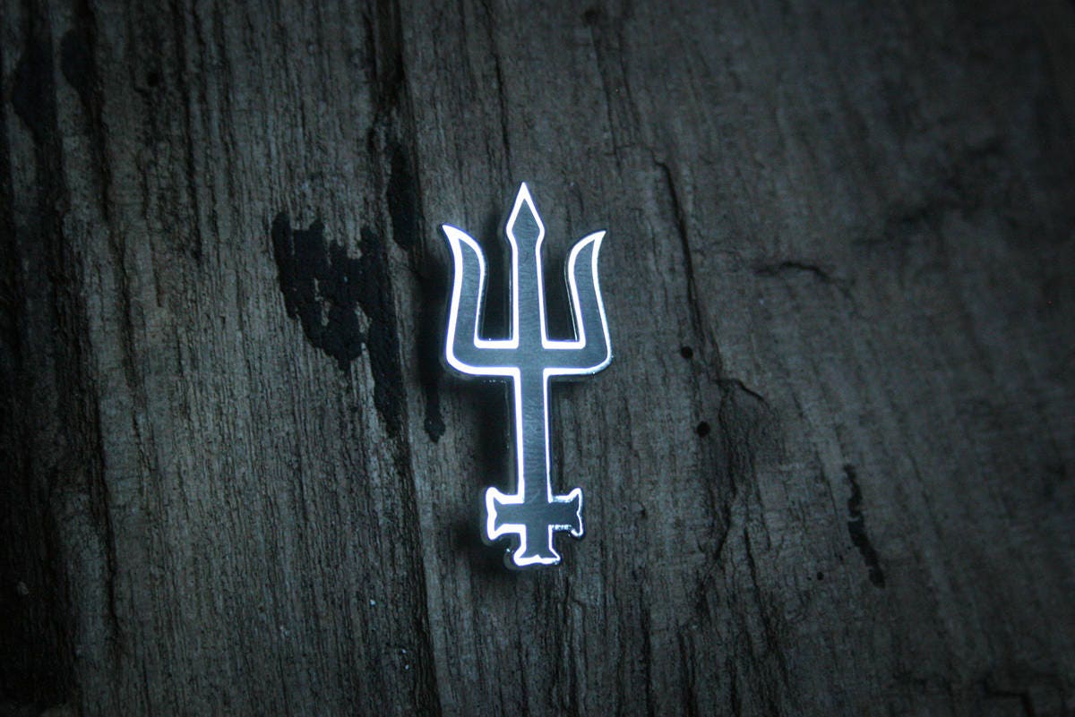 Trident, trishul, trisula - PIN