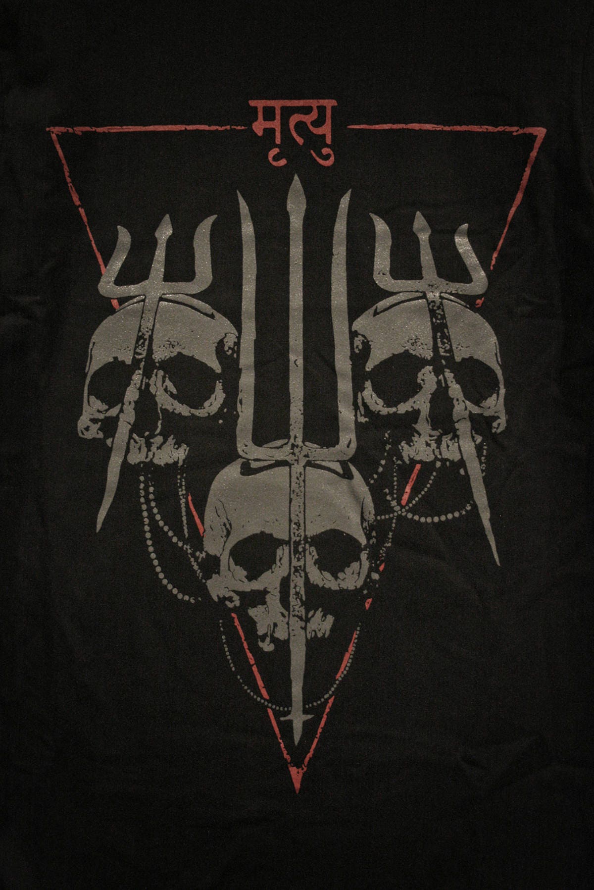 Trisul / trident / trishula skulls, deaths prayer - T-shirt