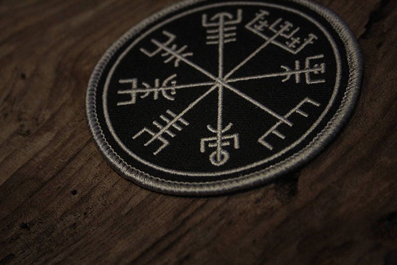 Vegvísir icelandic talisman, BLACK version - PATCH