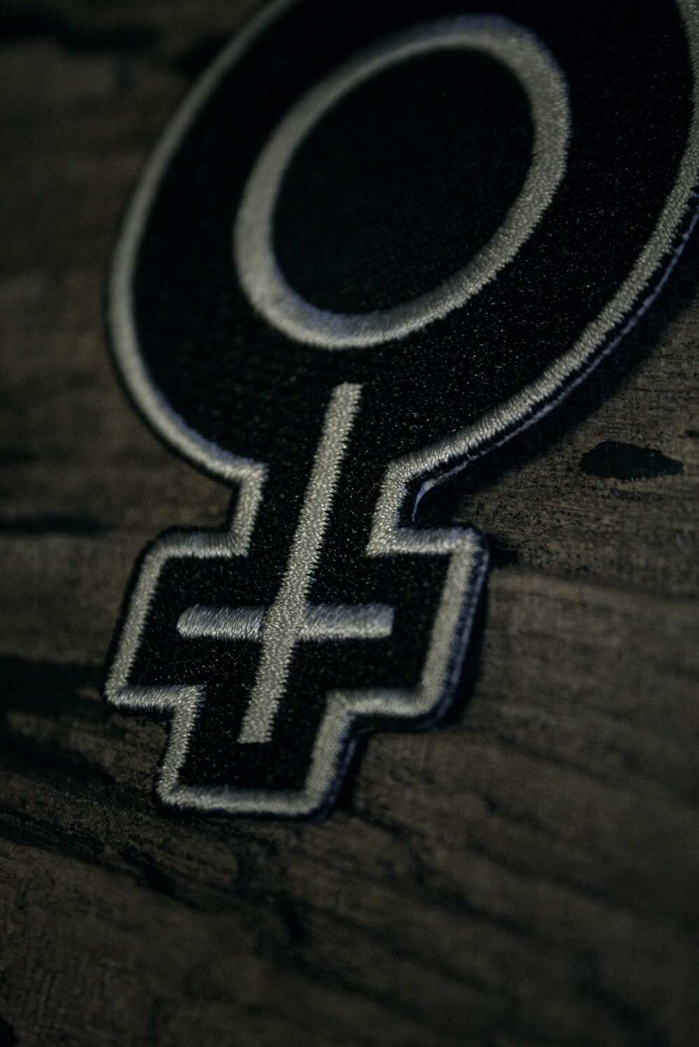 Female symbol with upside down cross - PATCH