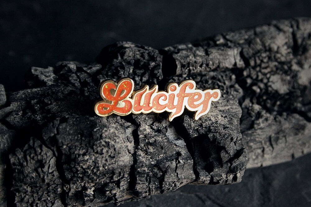Lucifer gold glamour hippie edition - PIN
