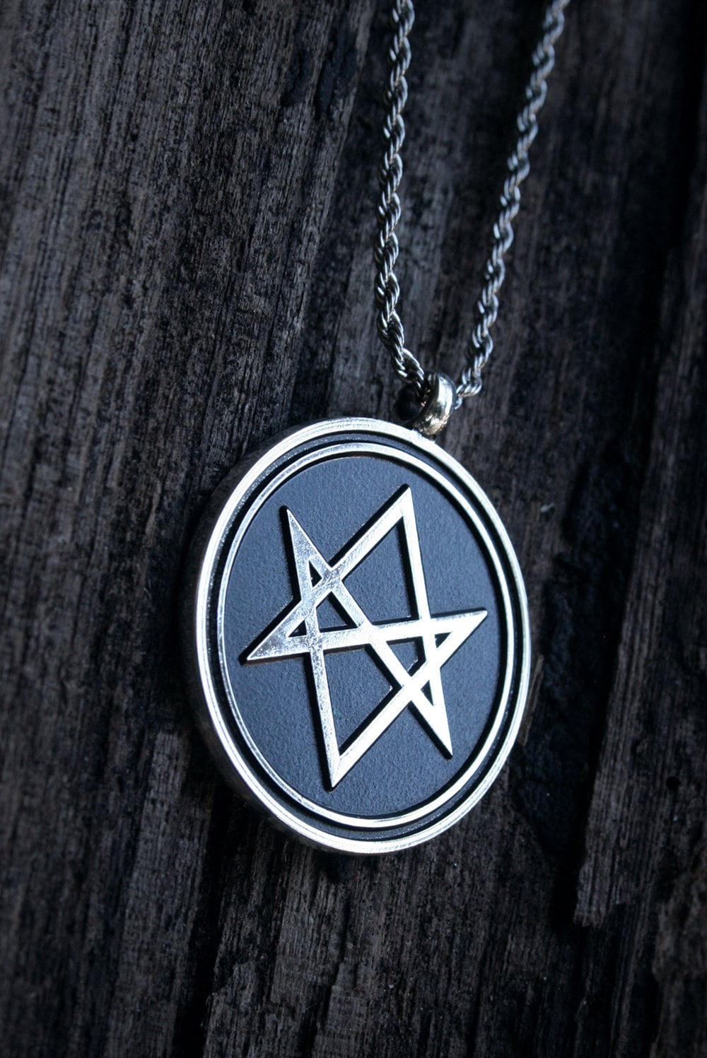 Unicursal Hexagram - NECKLACE