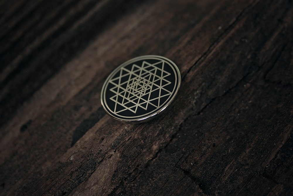 Sri Yantra, Chakra, Mantra, Hindu Tantra - PIN
