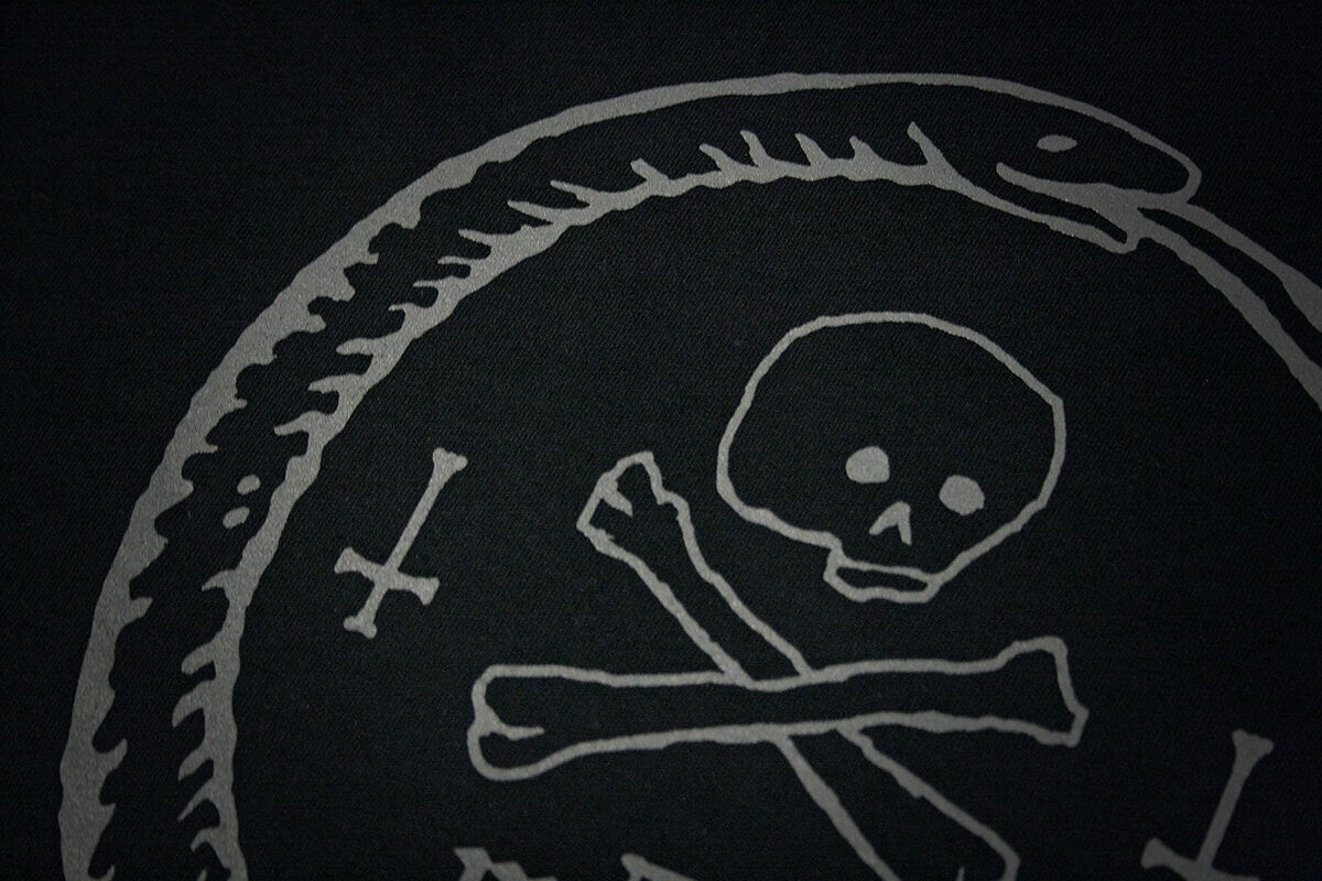 Ouroboros with skull, memento mori - T-shirt