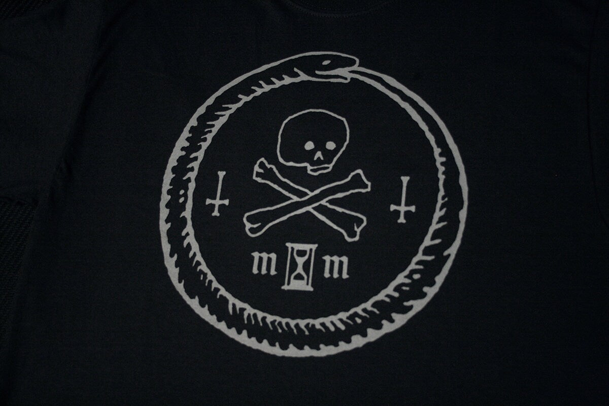 Ouroboros with skull, memento mori - T-shirt