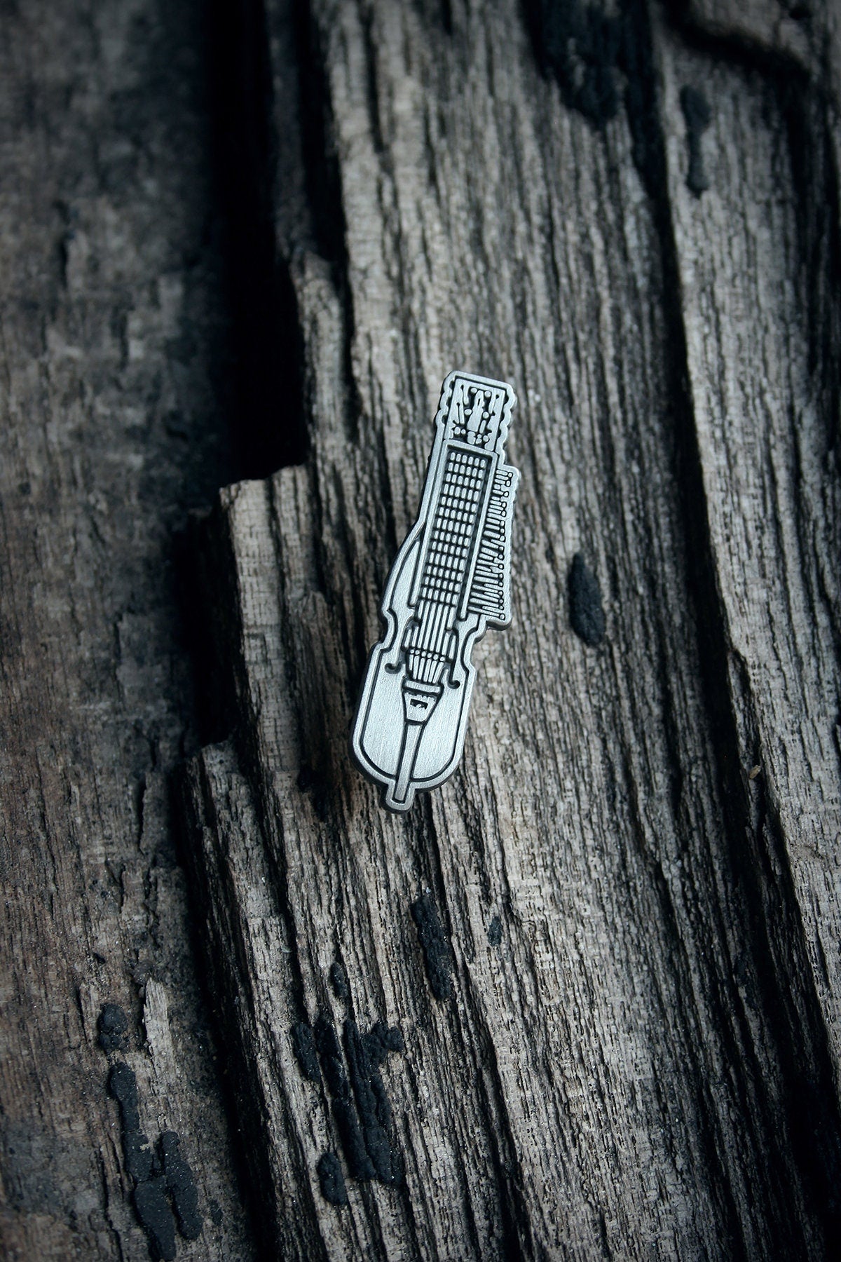 Nyckelharpa, keyed fiddle, chordophone - PIN