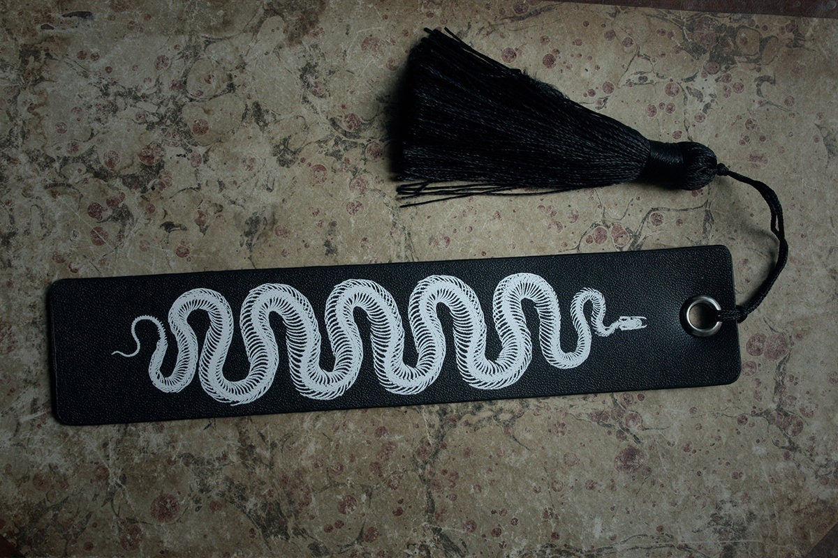 Snake skeleton - Bookmark