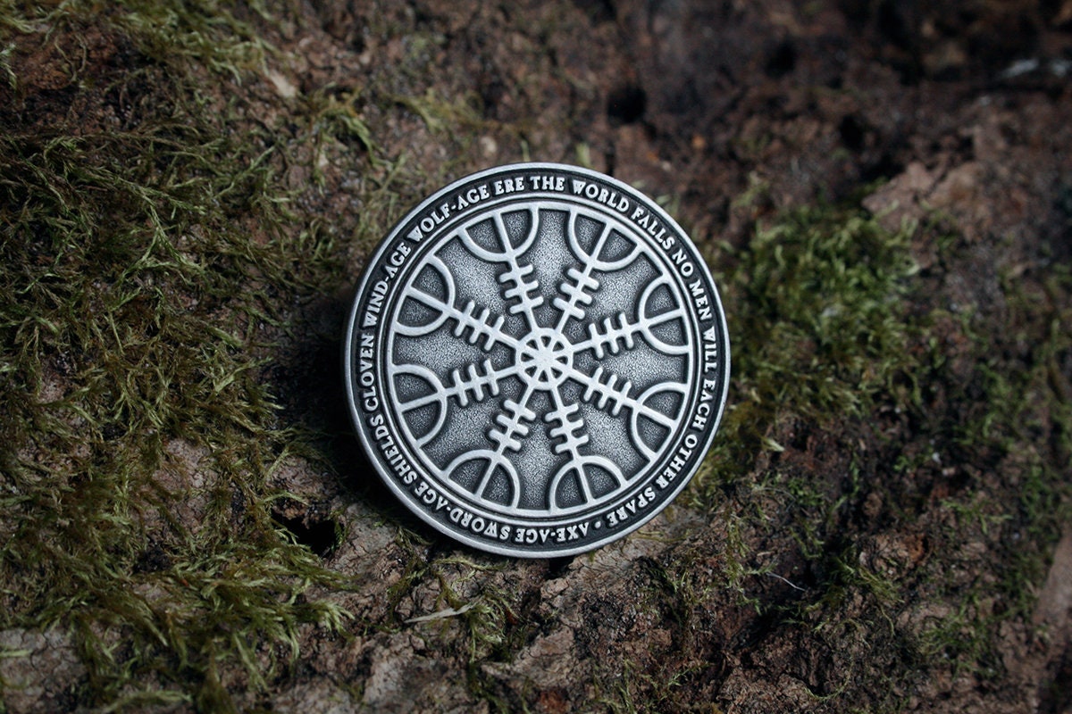 Aegishjalmur, Vegvisir coin - collectible divination flip COIN