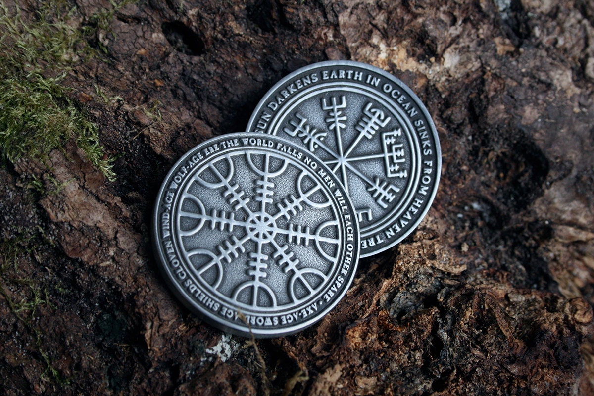 Aegishjalmur, Vegvisir coin - collectible divination flip COIN
