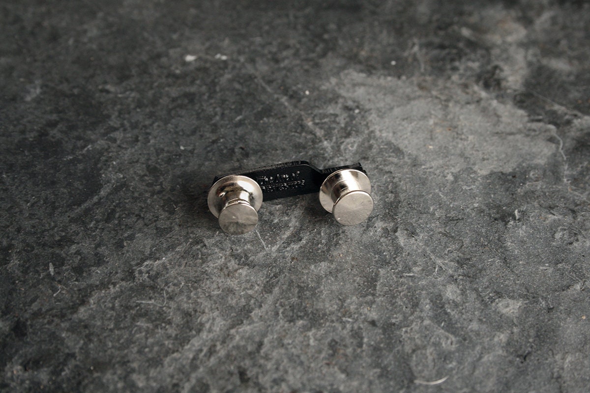 Hearse, funeral wagon - PIN