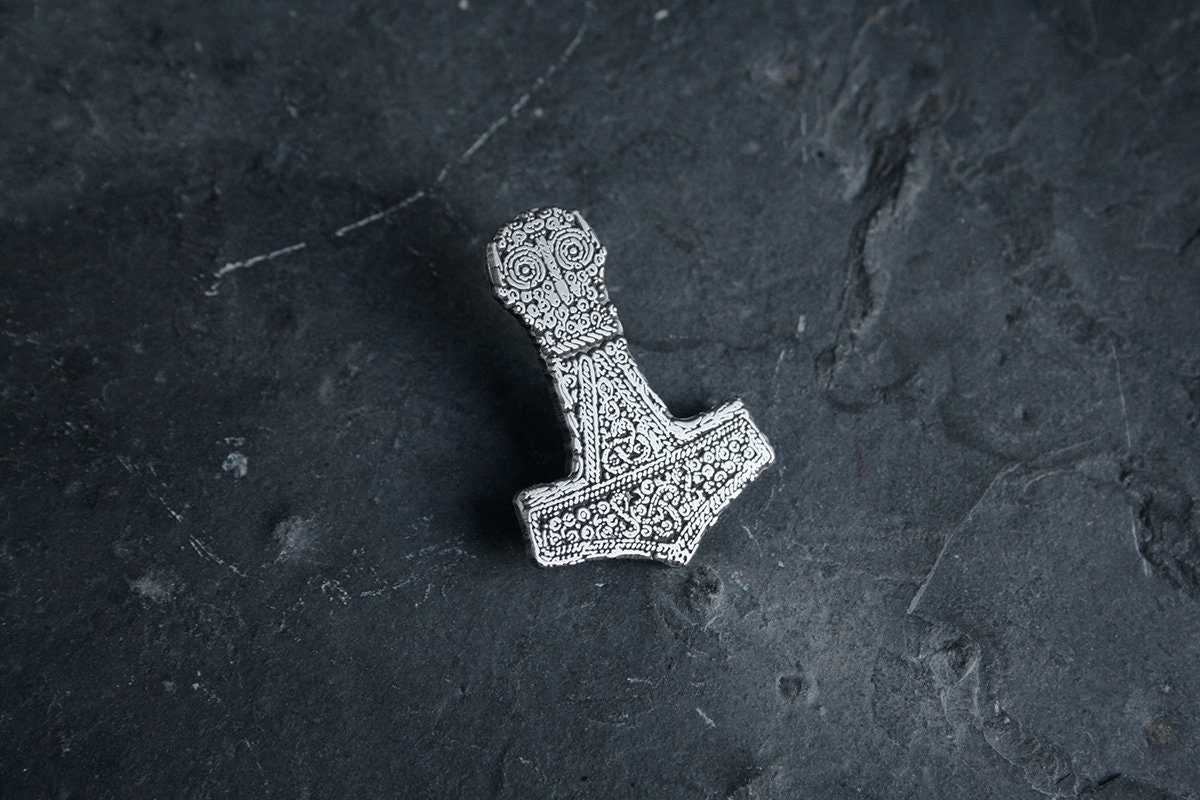 Mjolnir,  Bredsätra Öland - PIN
