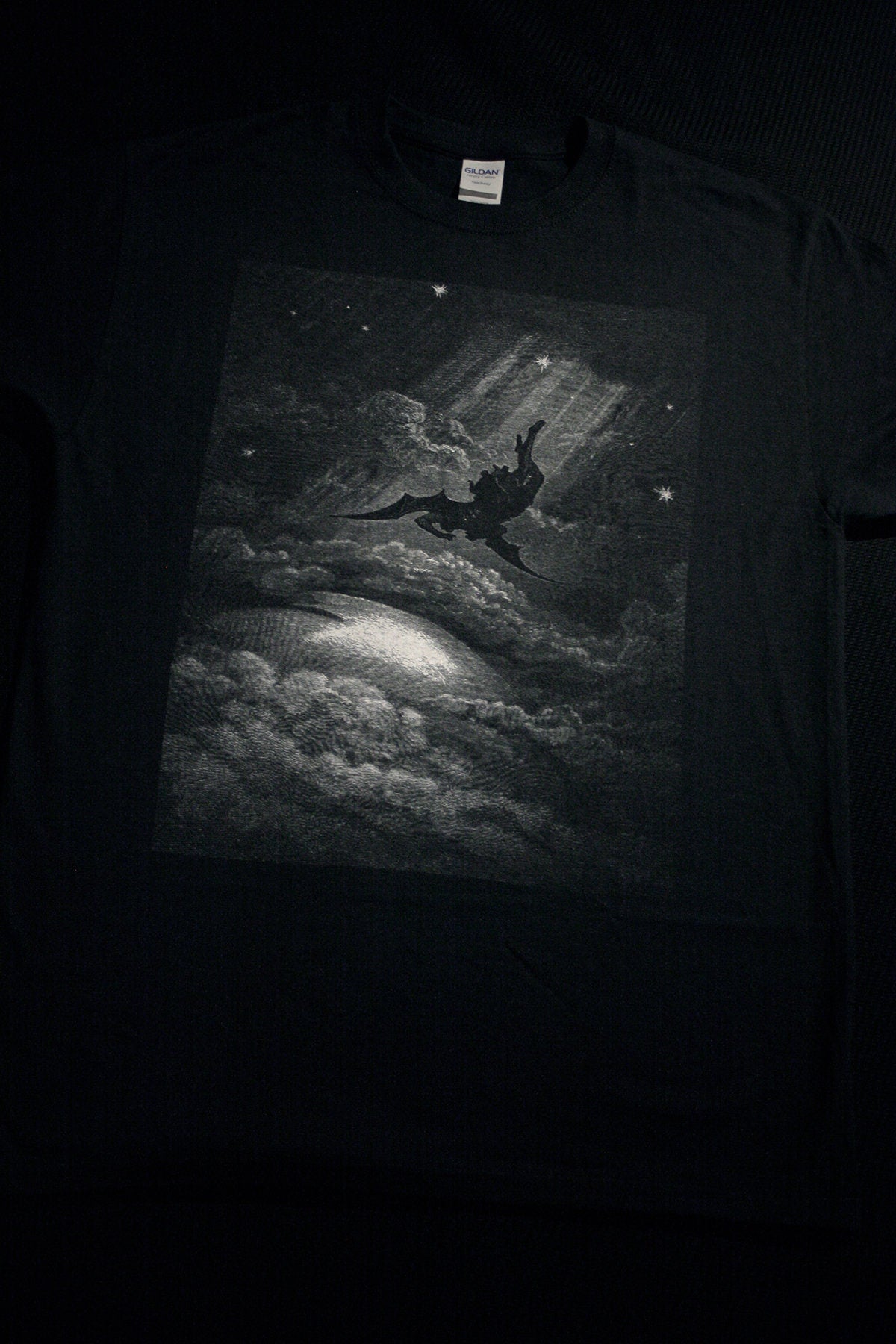 Fall of Lucifer, Satan, by Gustave Doré - T-shirt