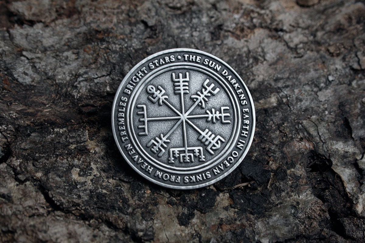 Aegishjalmur, Vegvisir coin - collectible divination flip COIN