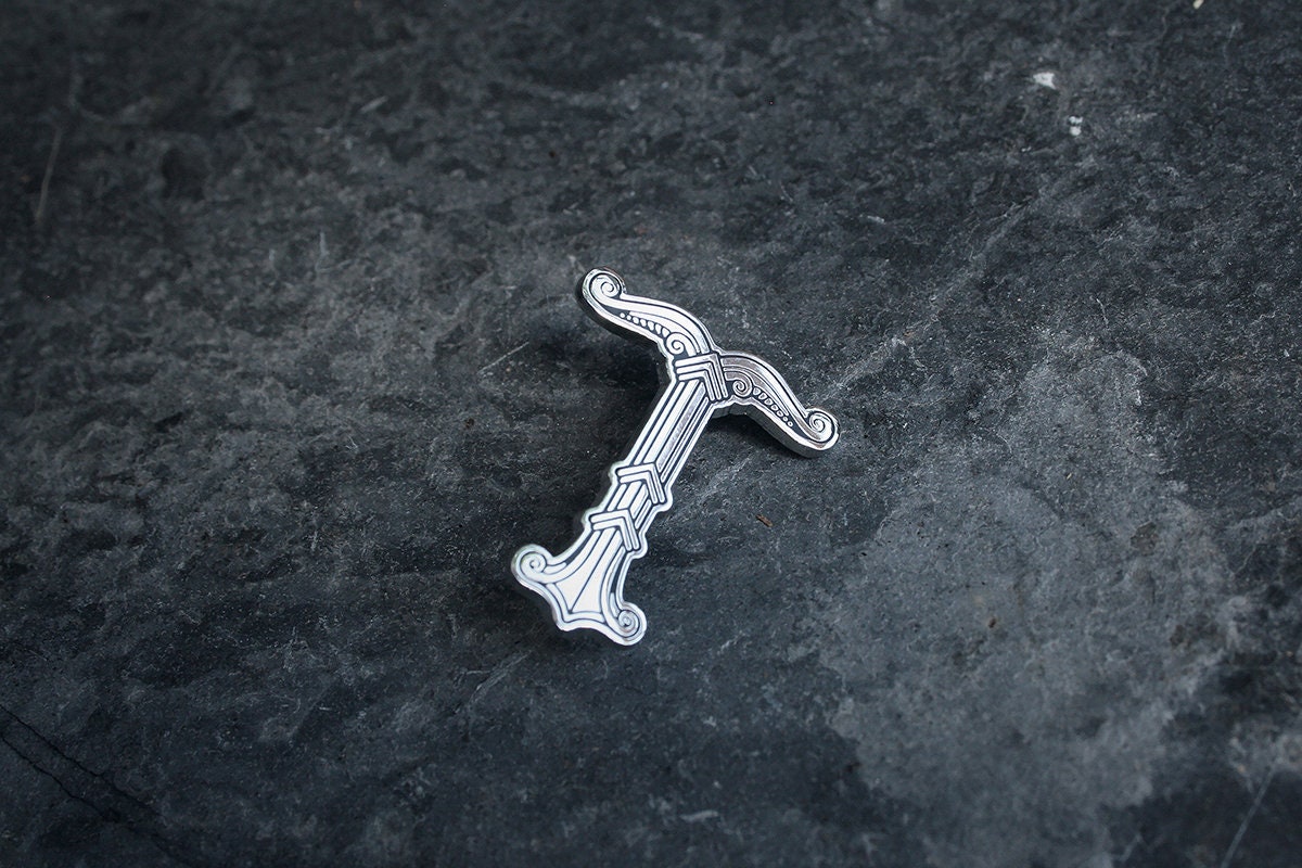 Irminsul, saxon pagan sacred pillar, cosmic tree - PIN