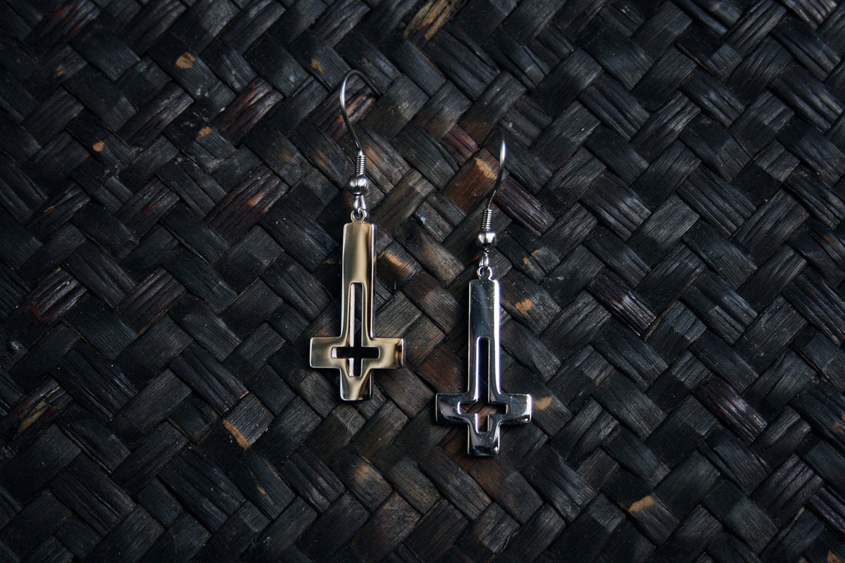 Upside down cross - EARRINGS
