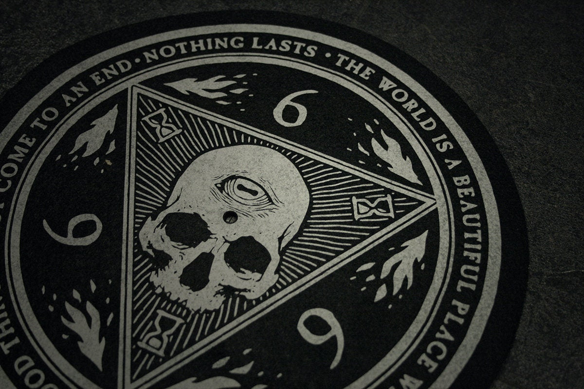 Third eye skull, hourglass 666  - TURNTABLE SLIPMAT