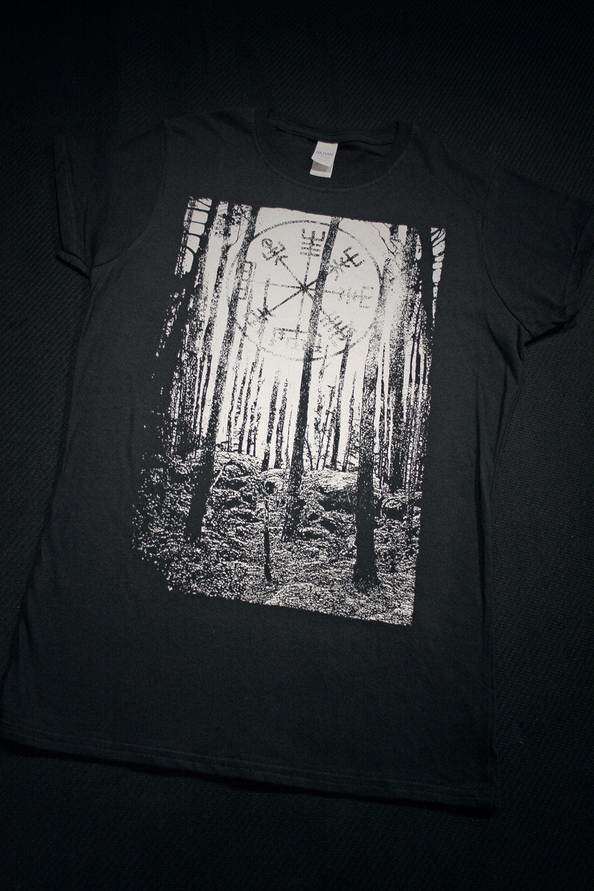 Vegvisir, Vegvisír, scandinavian forest - T-shirt female fitted