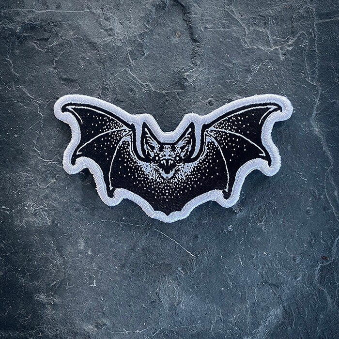 Bat head with wings, embroidery version - PATCH