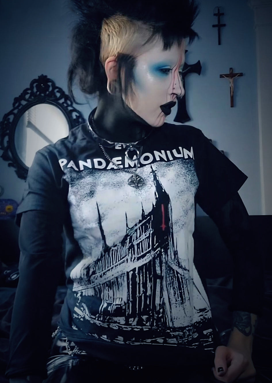 Pandemonium / Pandæmonium (Paradise Lost), home is where the heart is (Hell) - T-shirt