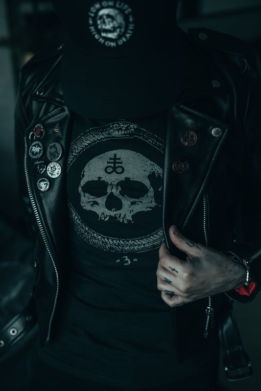 Ouroboros, king snake with Leviathan cross - T-shirt