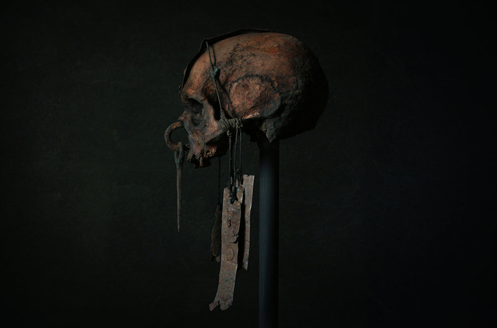 Skull mixed media sculpture "Sacred spirit guardian Rankh-ahrt-tep" - SCULPTURE