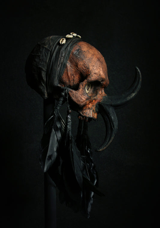 Skull mixed media sculpture "Double beak chieftan Akkar-noh" - SCULPTURE