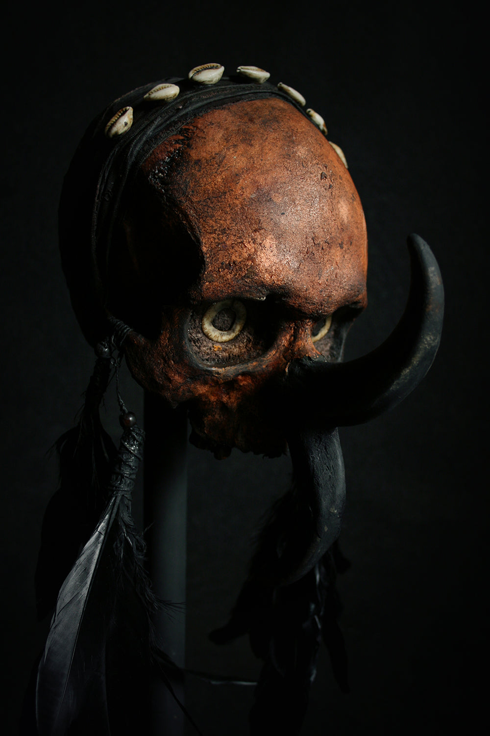 Skull mixed media sculpture "Double beak chieftan Akkar-noh" - SCULPTURE
