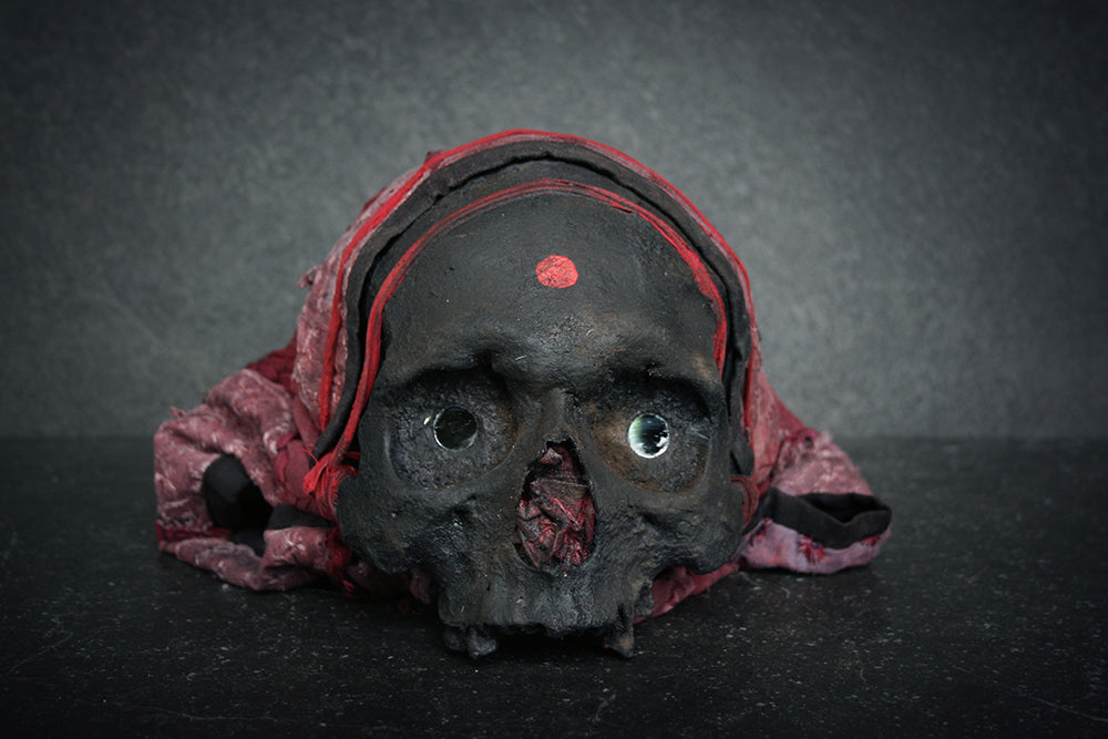 Skull mixed media sculpture "Voodoo spirit Gamth, the awaken" - SCULPTURE