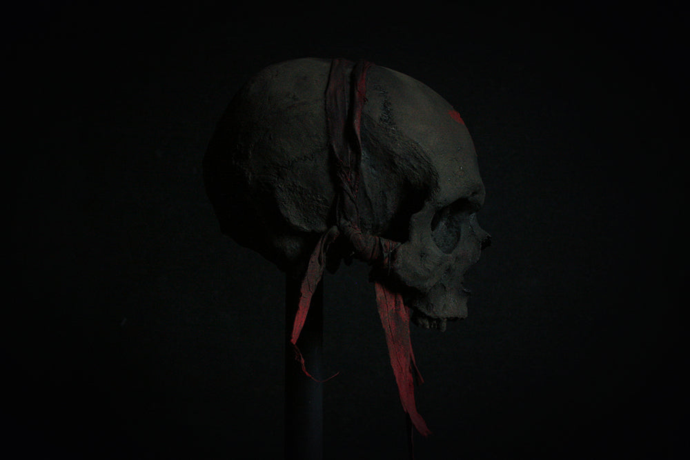 Skull mixed media sculpture "Voodoo spirit Randh, the watcher" - SCULPTURE