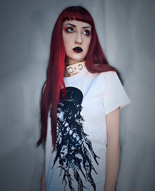 Cthulhu tentacle skull - WHITE T-shirt