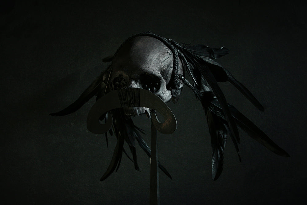 Headhunter mixed media sculpture "Shadow prince" - SCULPTURE