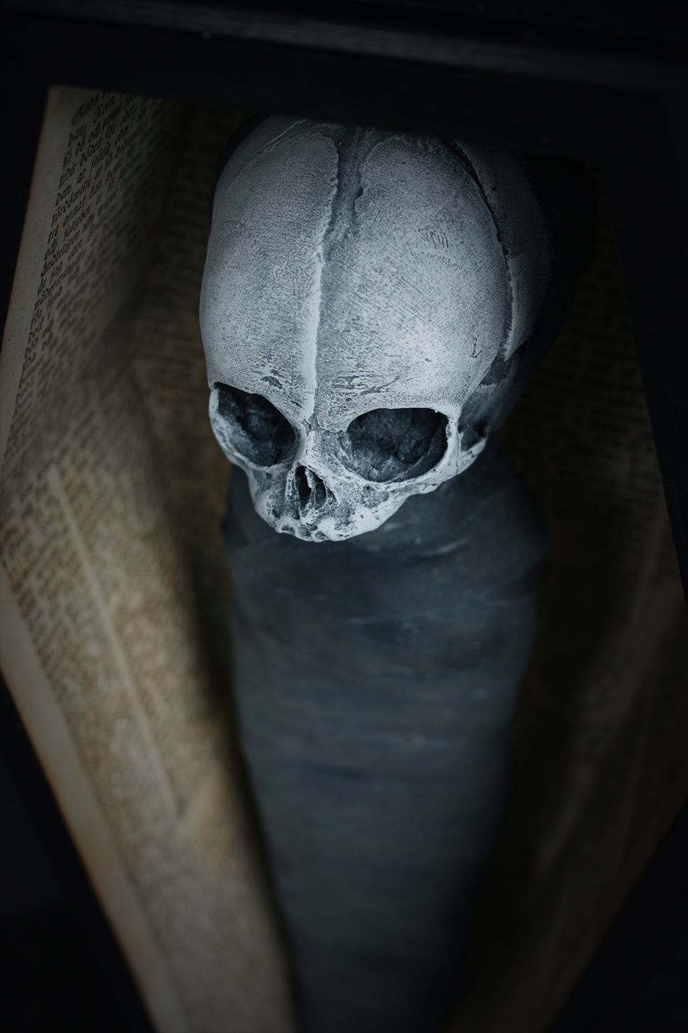 Sculpture Coffin dweller "Andth the lost" - mixed media sculpture