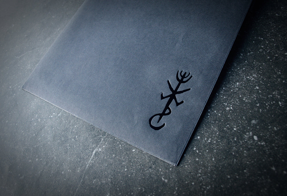 G U L L V E I G A R B O K - red special edition plus poster pack - BOOK