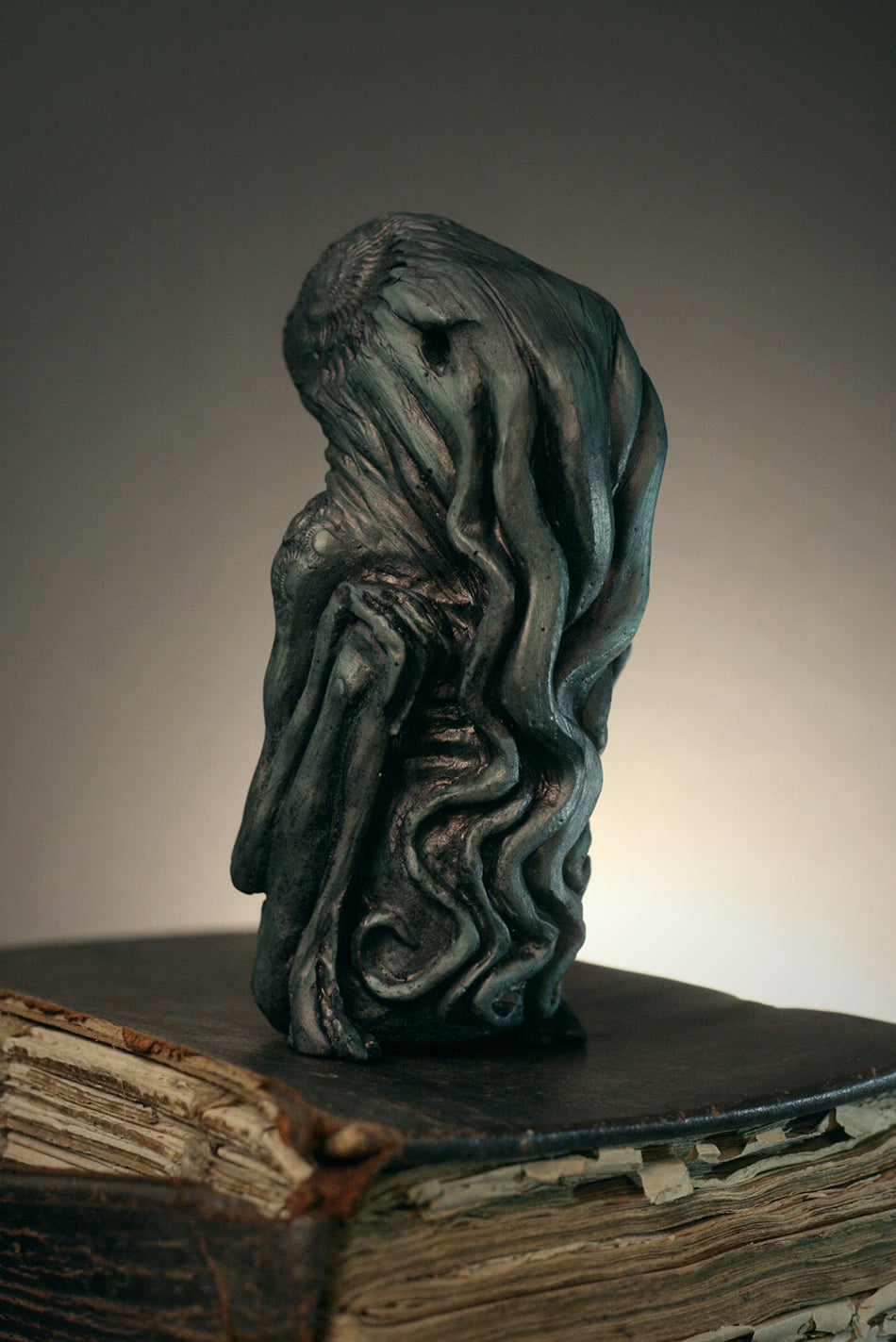 Cthulhu sculpture, handcast / hand-painted - SCULPTURE